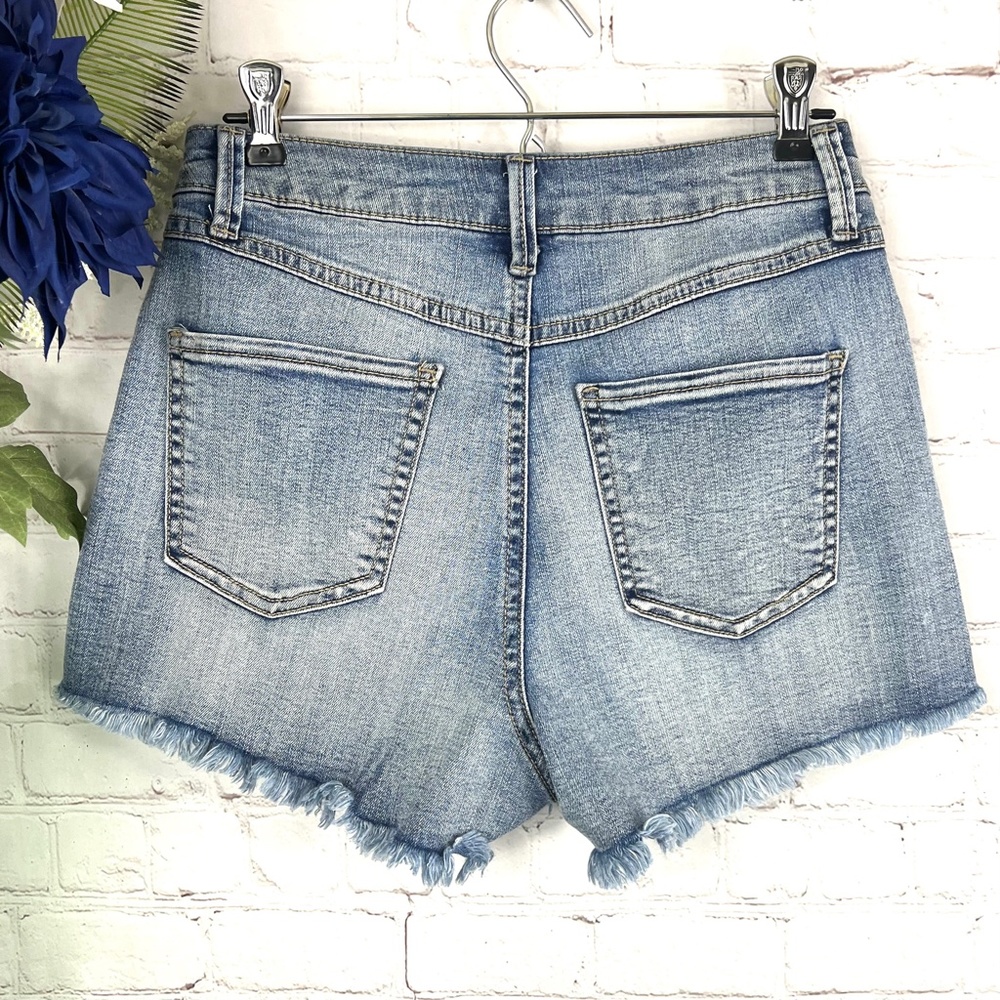 🚫SOLD! |•REWASH•| Super High Rise Wedge Vintage Reunion Jean Shorts - Picture 3 of 9